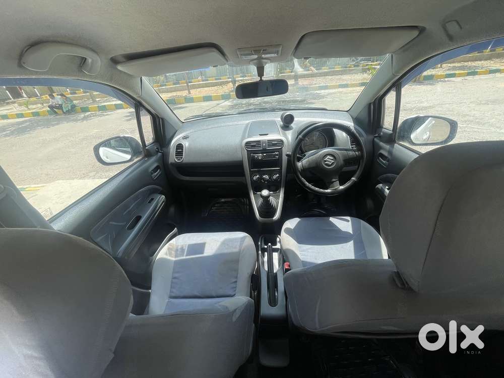 Maruti Suzuki Ritz Vxi, 2012, Petrol