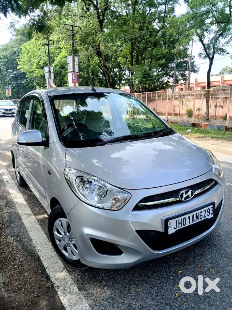 Hyundai I10 Sportz Petrol 2011