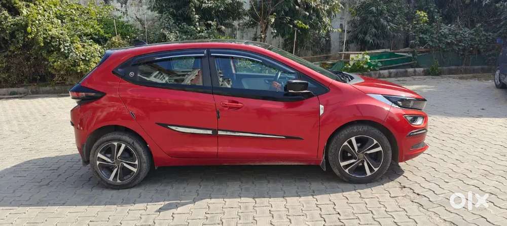 Tata Altroz Xz+ (s) Petrol Manual
