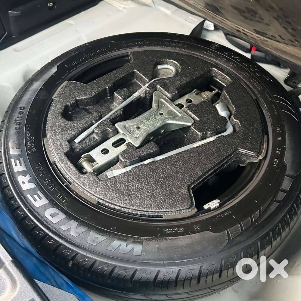 Maruti Suzuki Brezza 1.5 Vxi Smart Hybrid, 2021, Petrol