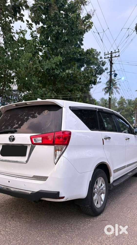 Toyota Innova Crysta 2017