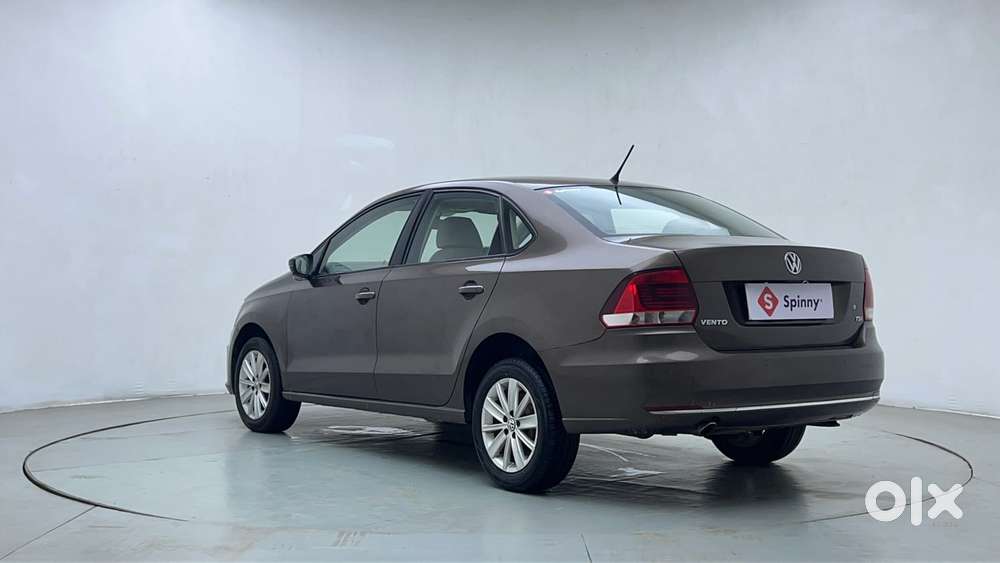 Volkswagen Vento Petrol Highline, 2016, Petrol