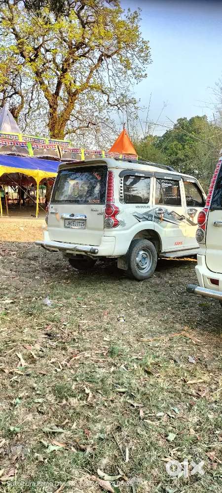 मुझे एर्टिगा लेना है पैसा कम करने वाले कॉल मत करे