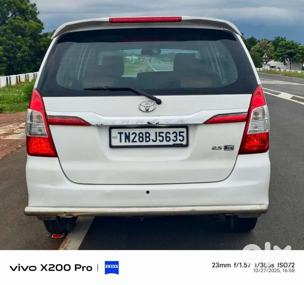 Toyota Innova Diesel 2012