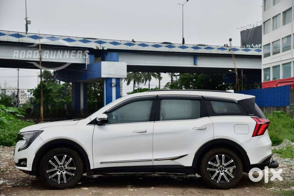 Mahindra Xuv700 2.2 Ax 7 Diesel At Luxury Pack Str Awd, 2024, Diesel