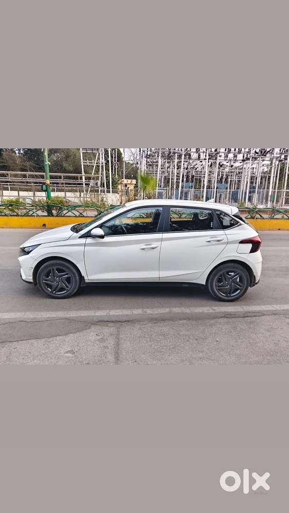 Hyundai I20 Sportz 1.2 Vtvt, 2023, Petrol