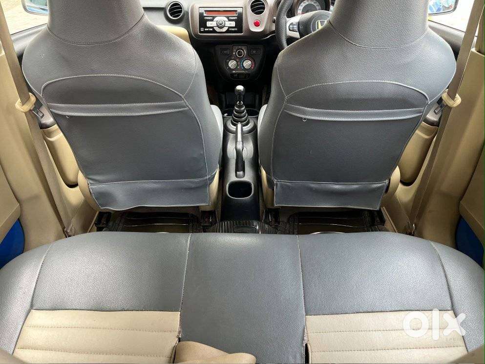 Honda Brio V Mt, 2012, Petrol