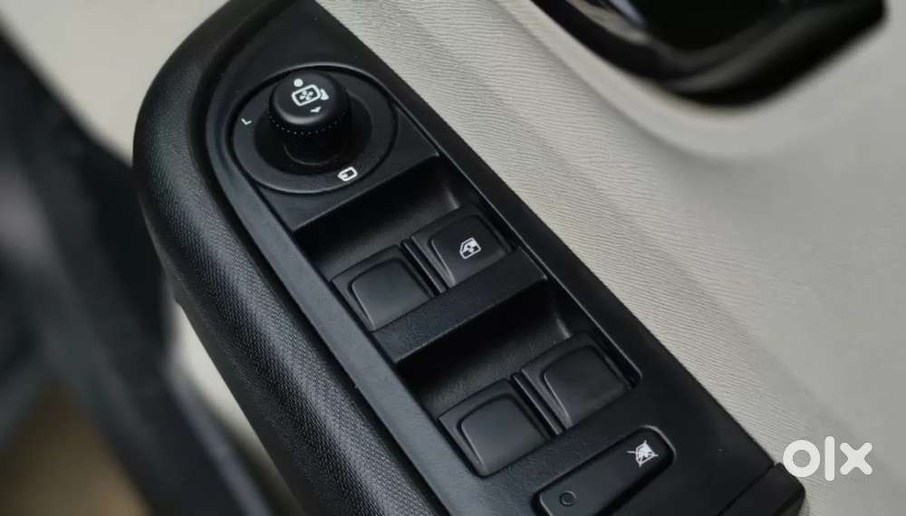Tata Altroz Xm Plus (s), 2024, Petrol