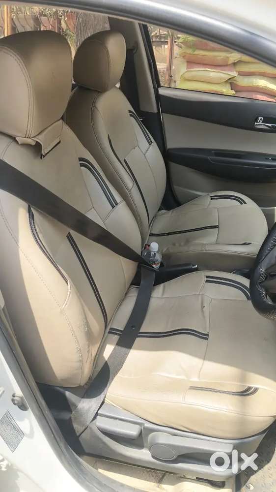 Hyundai  I20 2013