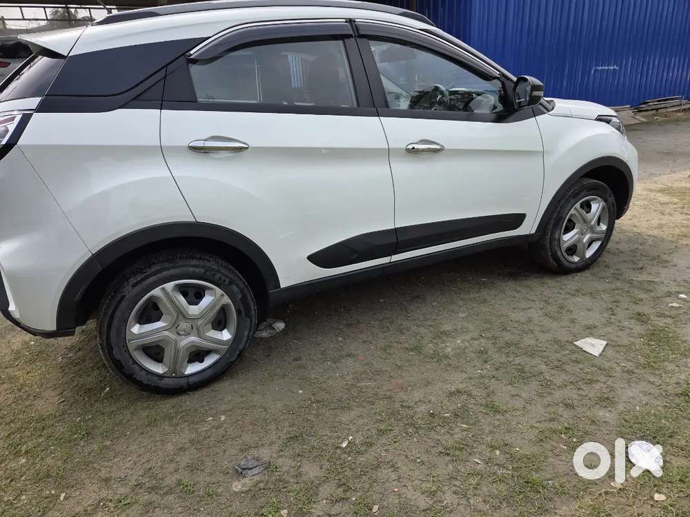 Tata Nexon, Xm, 2023.