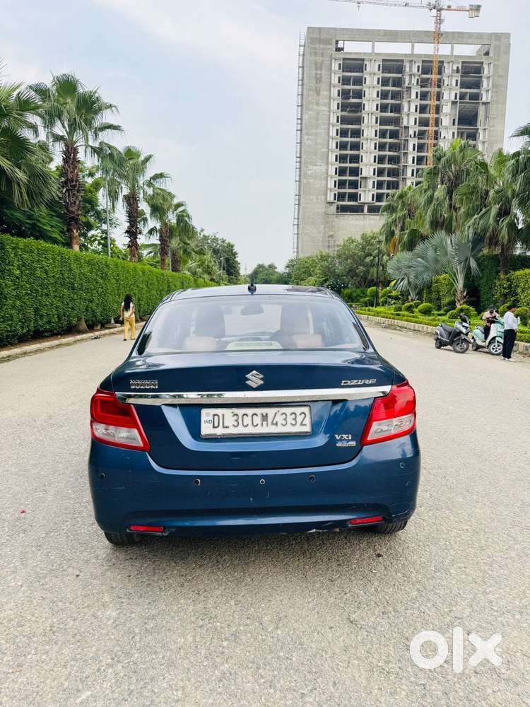 Maruti Suzuki Swift Dzire Vxi(o) Amt, 2017, Petrol
