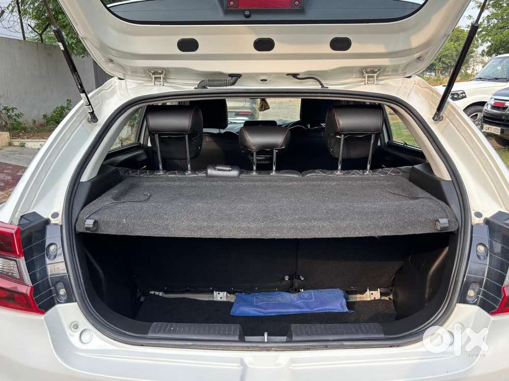 Maruti Suzuki Baleno 1.2 Zeta Shvs, 2024, Petrol
