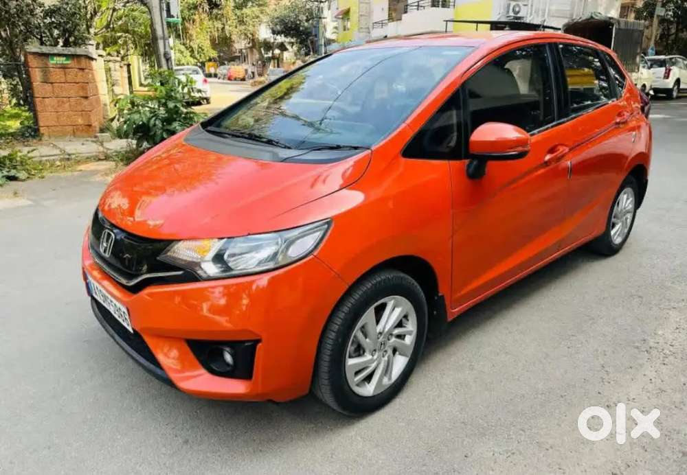 Honda Jazz 2015 Petrol 75000 Km Driven