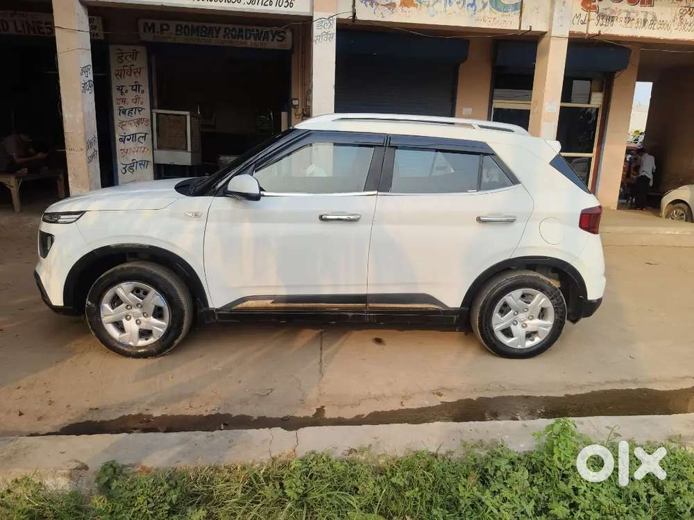 Hyundai Venue S Plus Mt 2021