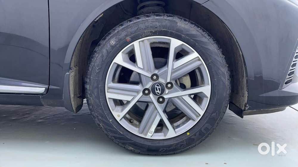 Hyundai Verna 1.5 Sx Ivt, 2023, Petrol