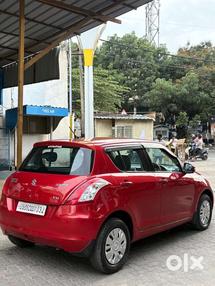 Maruti Suzuki Swift Petrol 2012