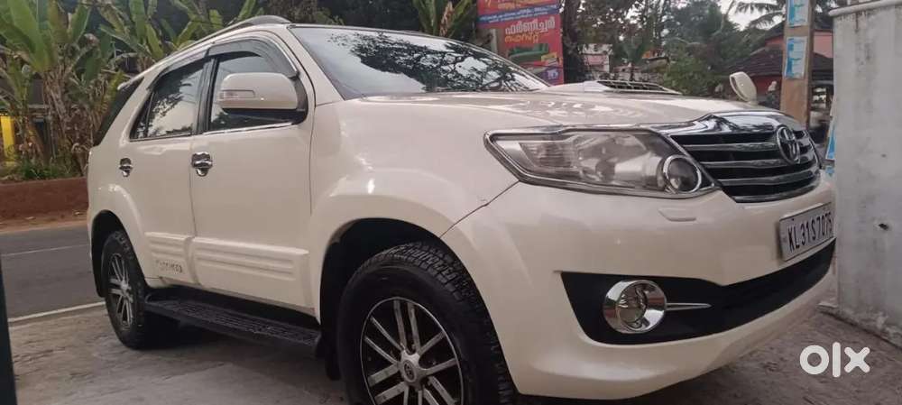 Toyota Fortuner 2014 Legender Variant, Selling Because Of Family Reloc