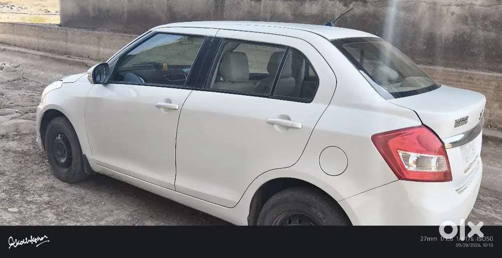 Maruti Suzuki Dzire 2015 Diesel 90000 Km Driven