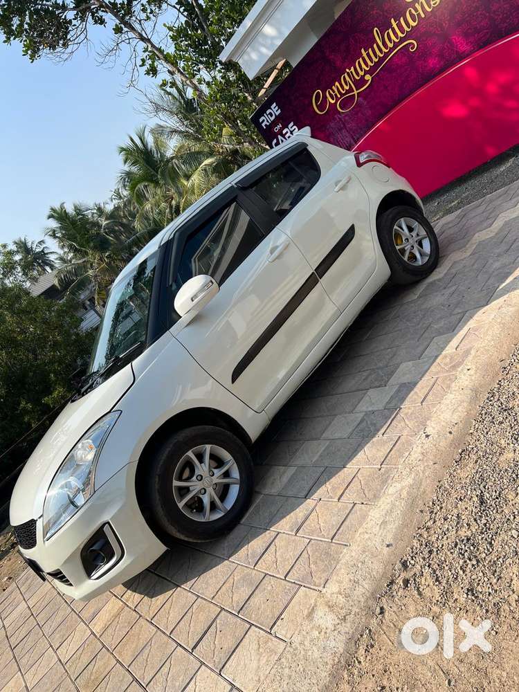 Maruti Suzuki Swift Vxi Optional, 2015, Petrol