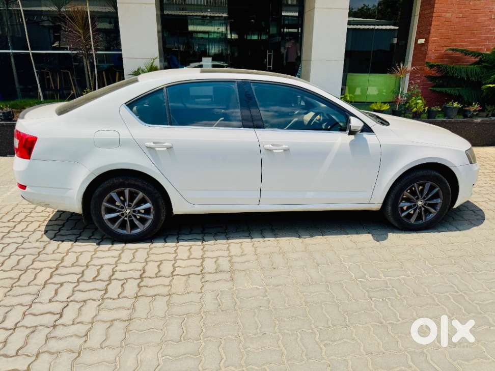 Skoda Octavia 2.0 Tdi Style Plus At, 2015, Diesel