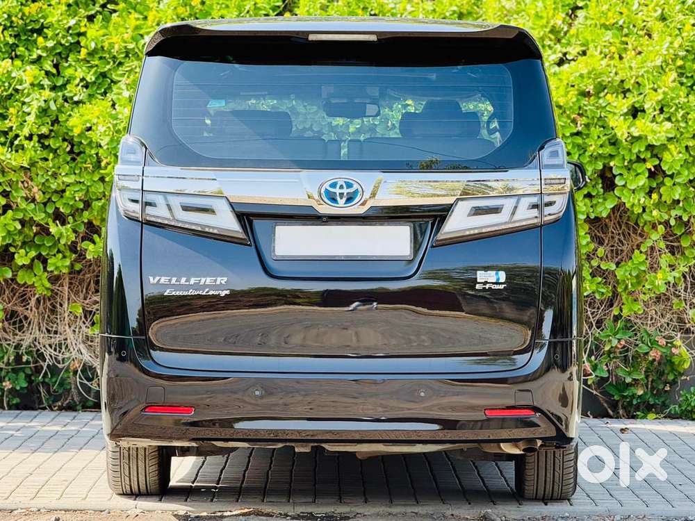 Toyota Vellfire 2.5 Hybrid, 2021, Petrol