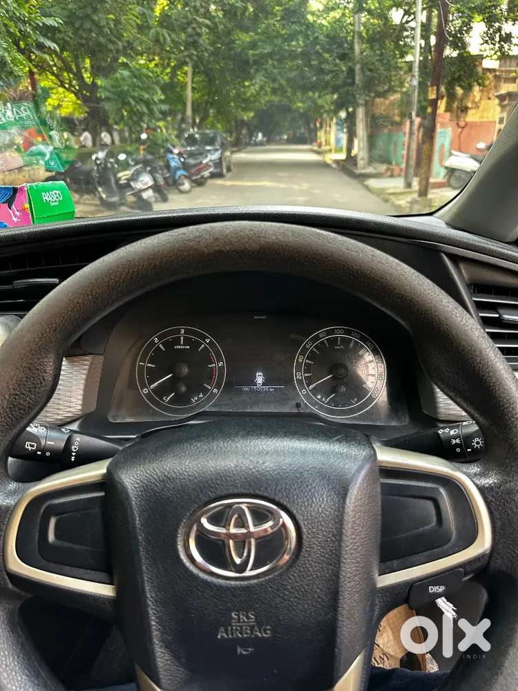 Toyota Innova Crysta 2018