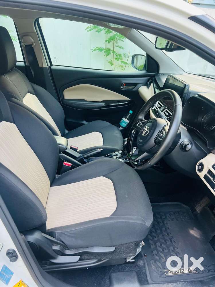 Toyota Glanza 1.2 V Amt, 2024, Petrol