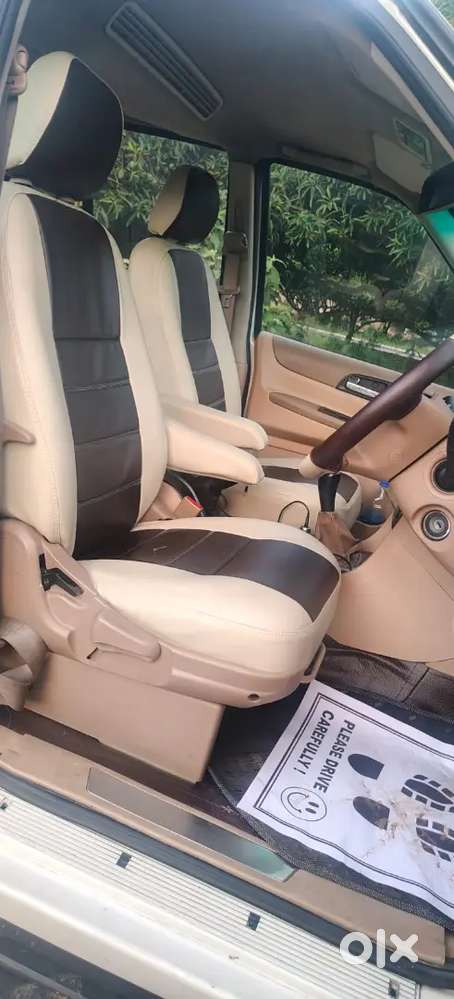 Tata Safari Storme 2014