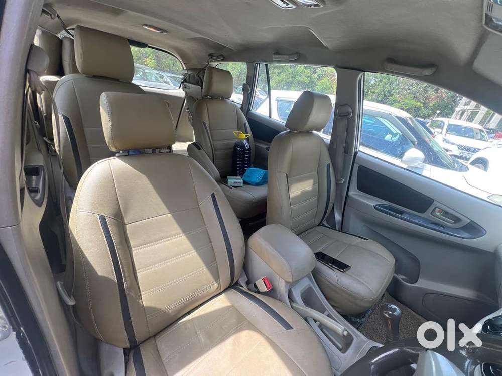 Toyota Innova 2012 Diesel Well Maintained