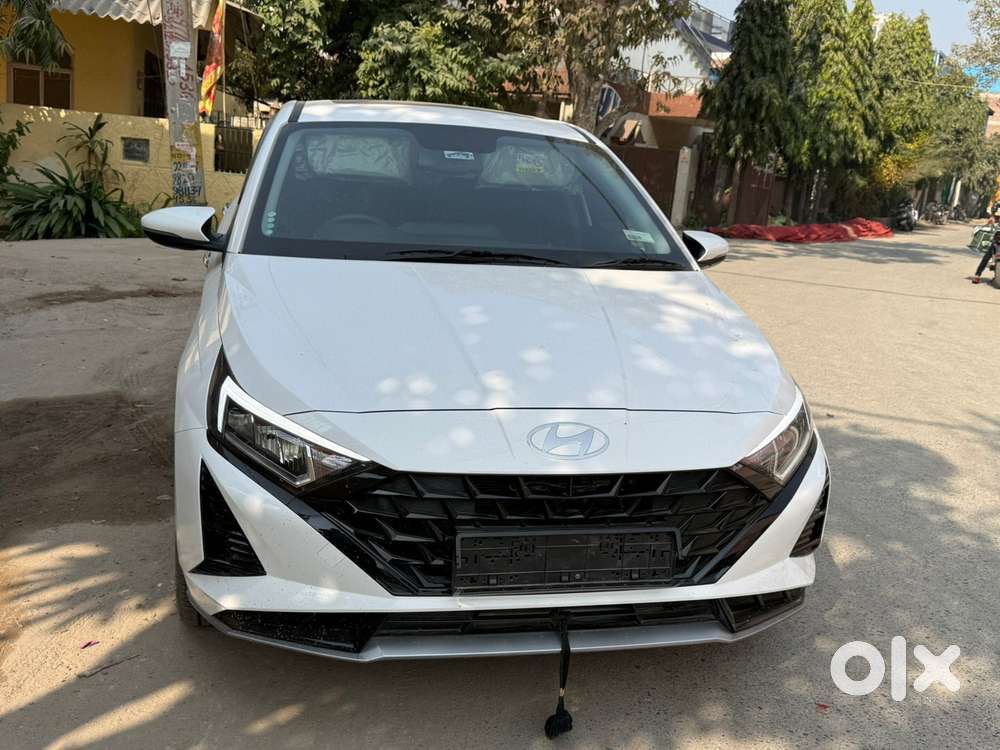 Hyundai I20 Asta Option Cvt, 2025, Petrol