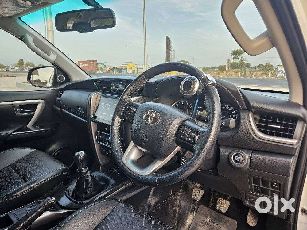 Toyota Fortuner 4x2 Mt 2.8 Diesel, 2022, Diesel