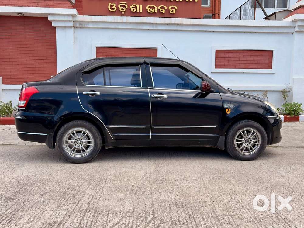 Maruti Suzuki Dzire 1.2 Vxi, 2011, Petrol