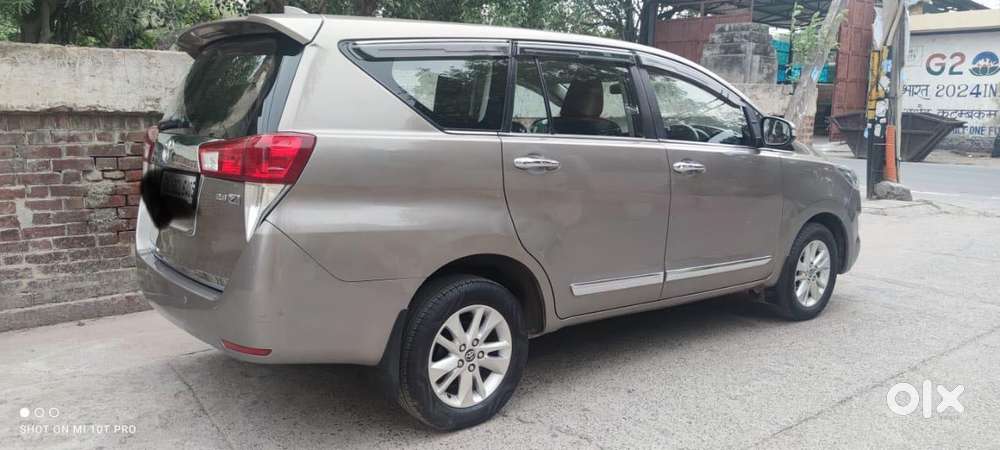 Toyota Innova Crysta 2.8z Automatic, 2017, Diesel