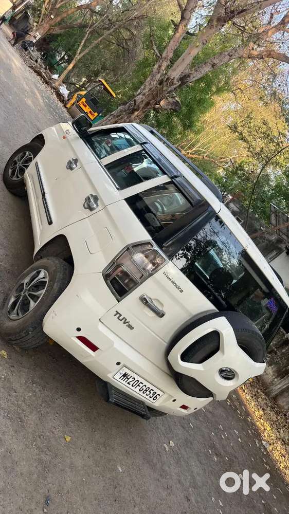 Mahindra Tuv 300 2020