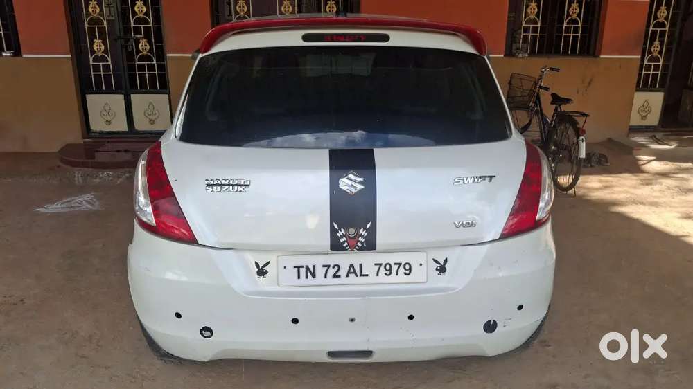 Maruti Suzuki Swift 2012 Diesel 205000 Km Driven