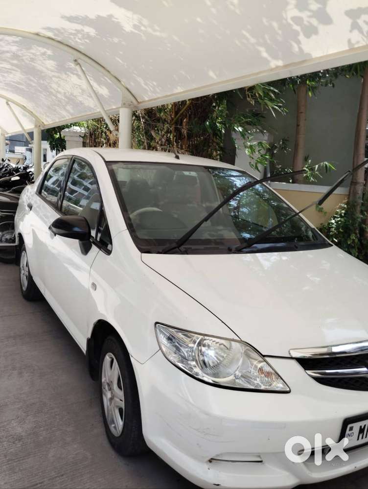 Honda City Zx Exi  New Passing Valid For 5 Years  Low 95,000 Km Only