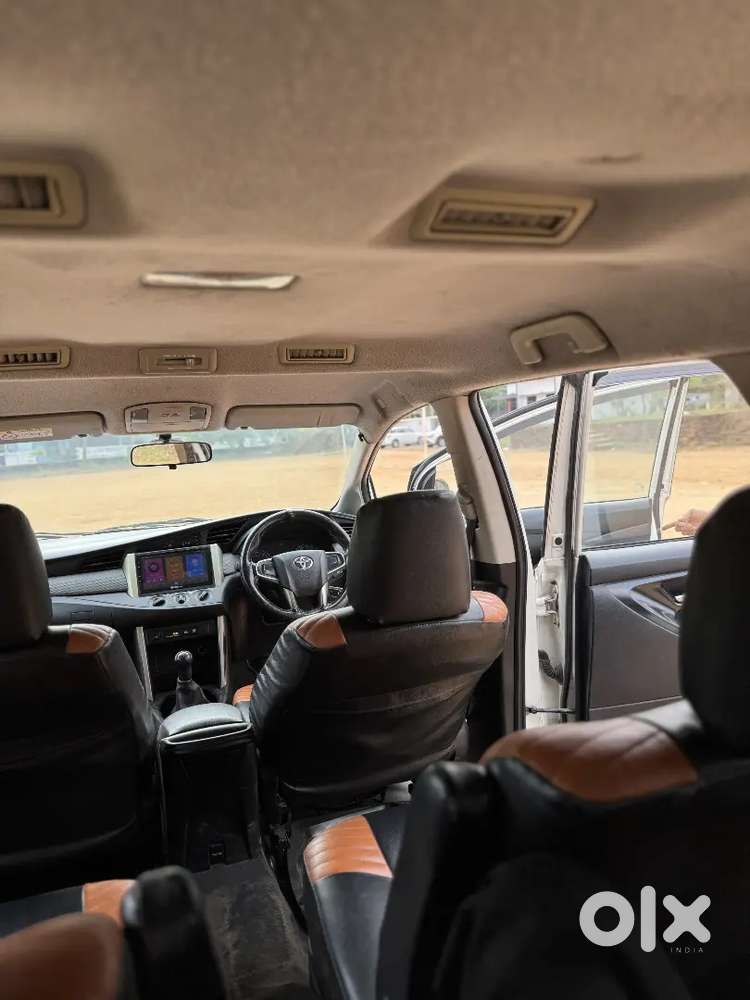 Toyota Innova Crysta 2017