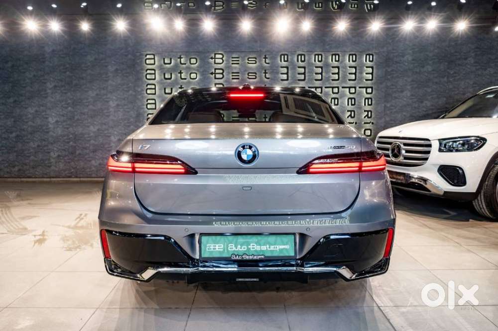 Bmw I7 Xdrive60, 2025, Electric