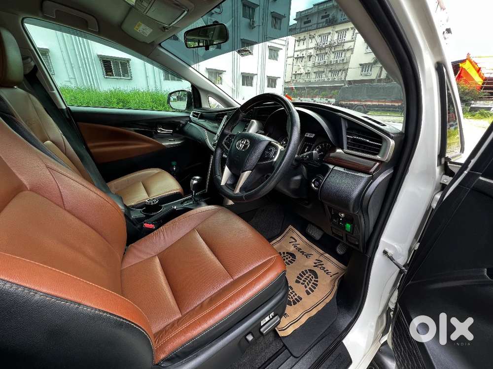 Toyota Innova Crysta 2.4 Zx At 7 Str 2022 Top End