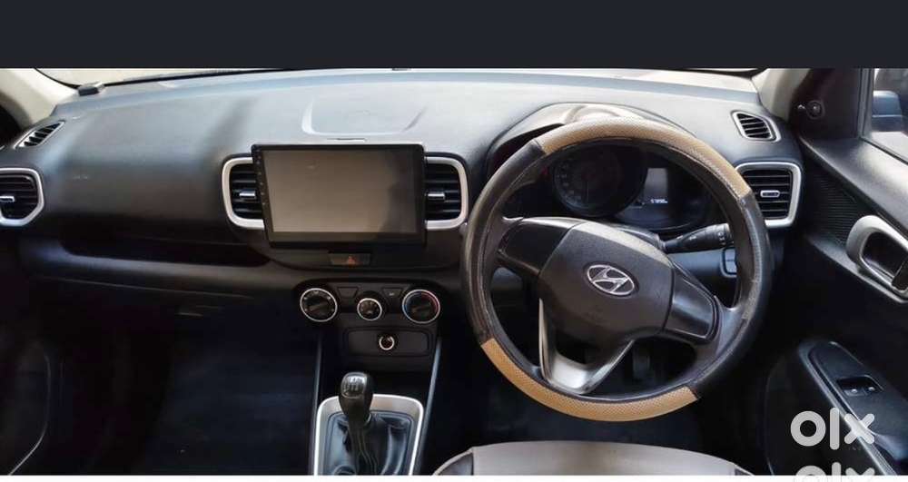 Hyundai Venue 2021 Cng & Hybrids Well Maintained