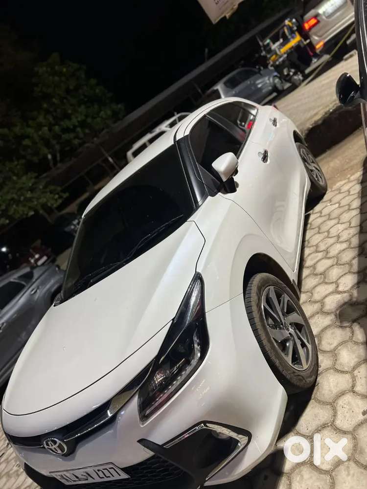 Toyota Glanza 2024 Petrol Well Maintained