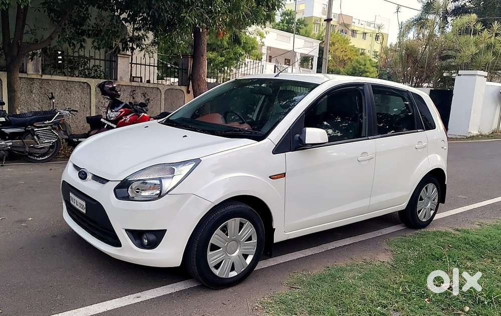 Ford Figo Petrol Zxi, 2010, Petrol