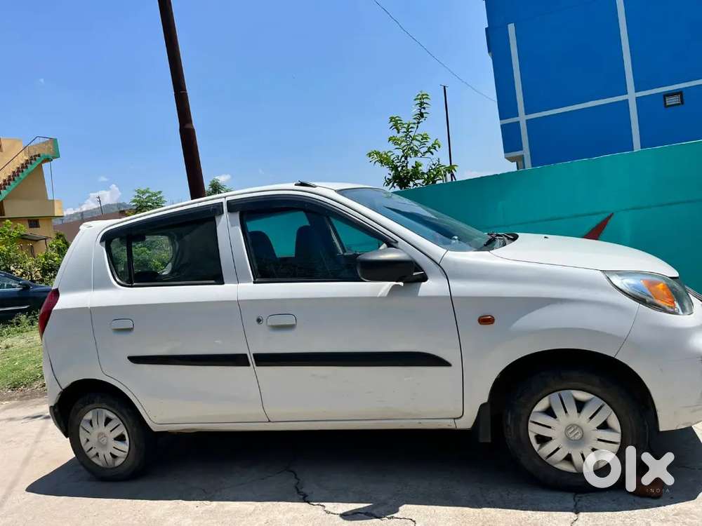 Brand New Car Koi Kami Nahi Hai Gadi Mai