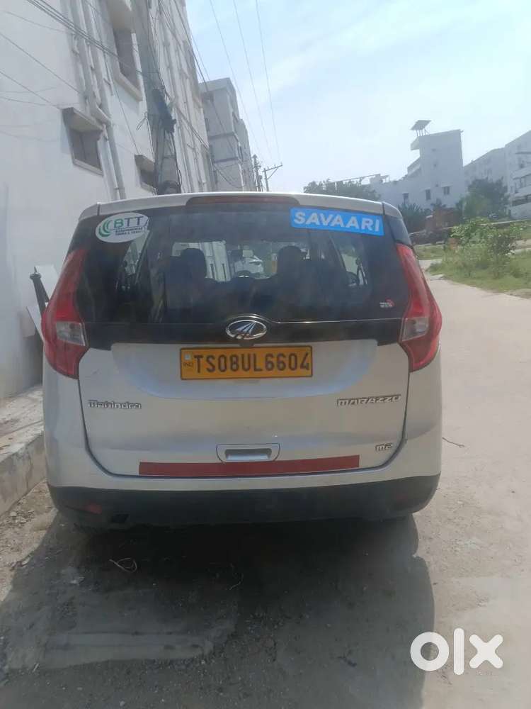 Mahindra Marazzo 2023 M2 8 Str