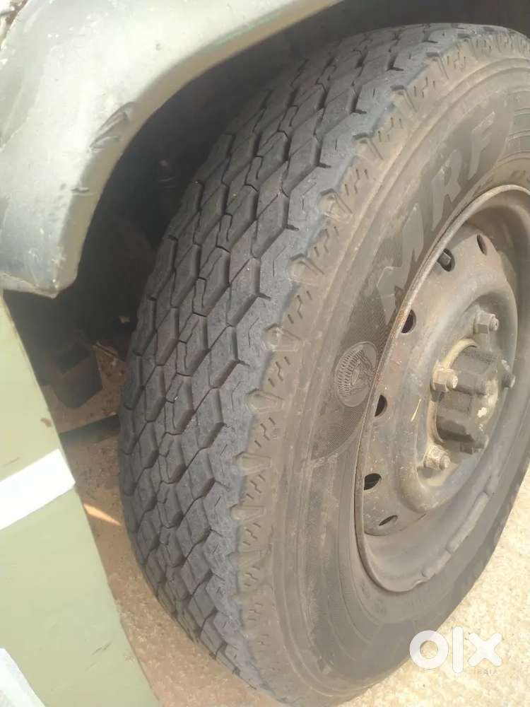 No Remarks Allare Showroom Track New Tyres Insurance,rc,road Tax Clear