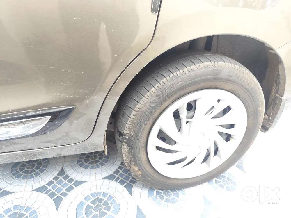 Maruti Suzuki Ertiga Vxi 2023