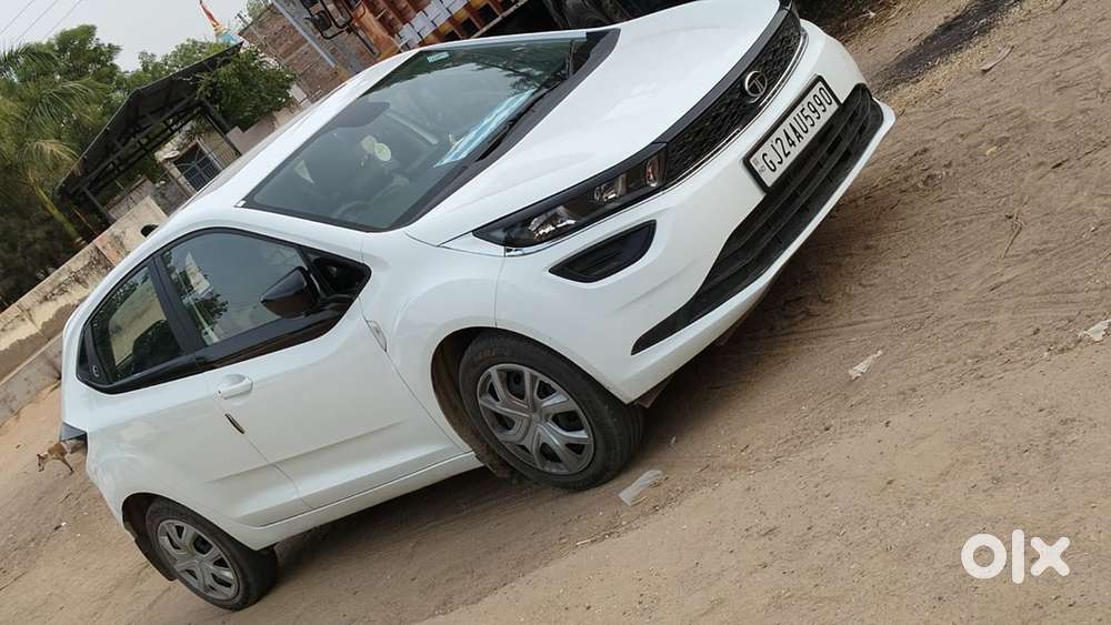 Tata Altroz 2024 Cng & Petrol Well Maintained One Handed Used