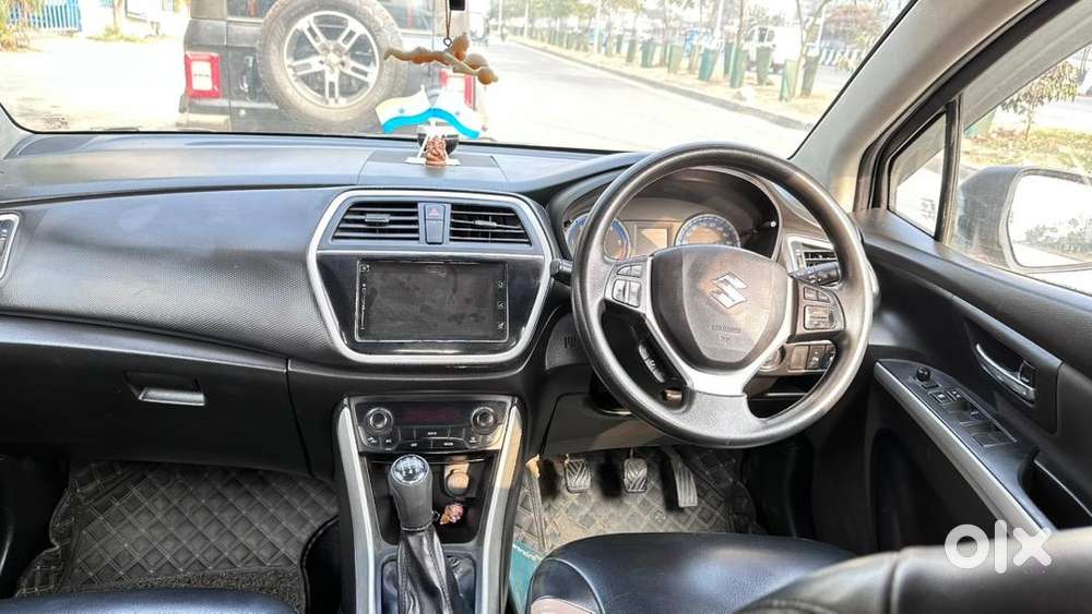 Maruti Suzuki S-cross 2017 Diesel Well Maintained