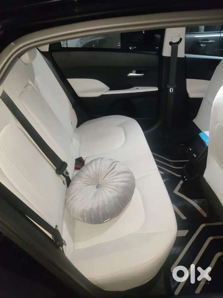 Hyundai New Verna 2024 Petrol 6000 Km Driven