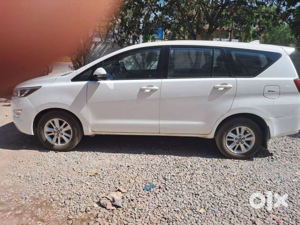 Toyota Innova Crysta 2.4 Gx Mt, 2020